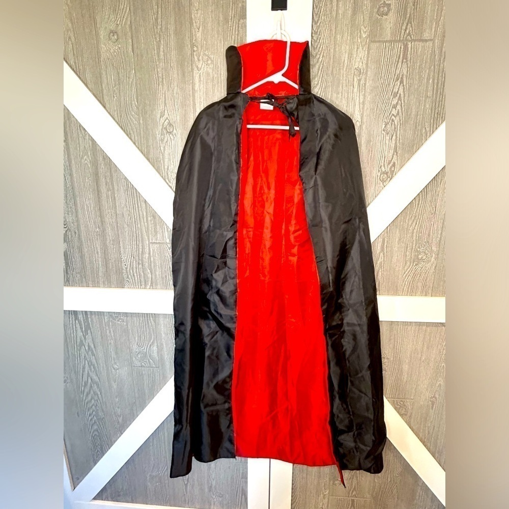 092. Halloween Youth Dracula Cape